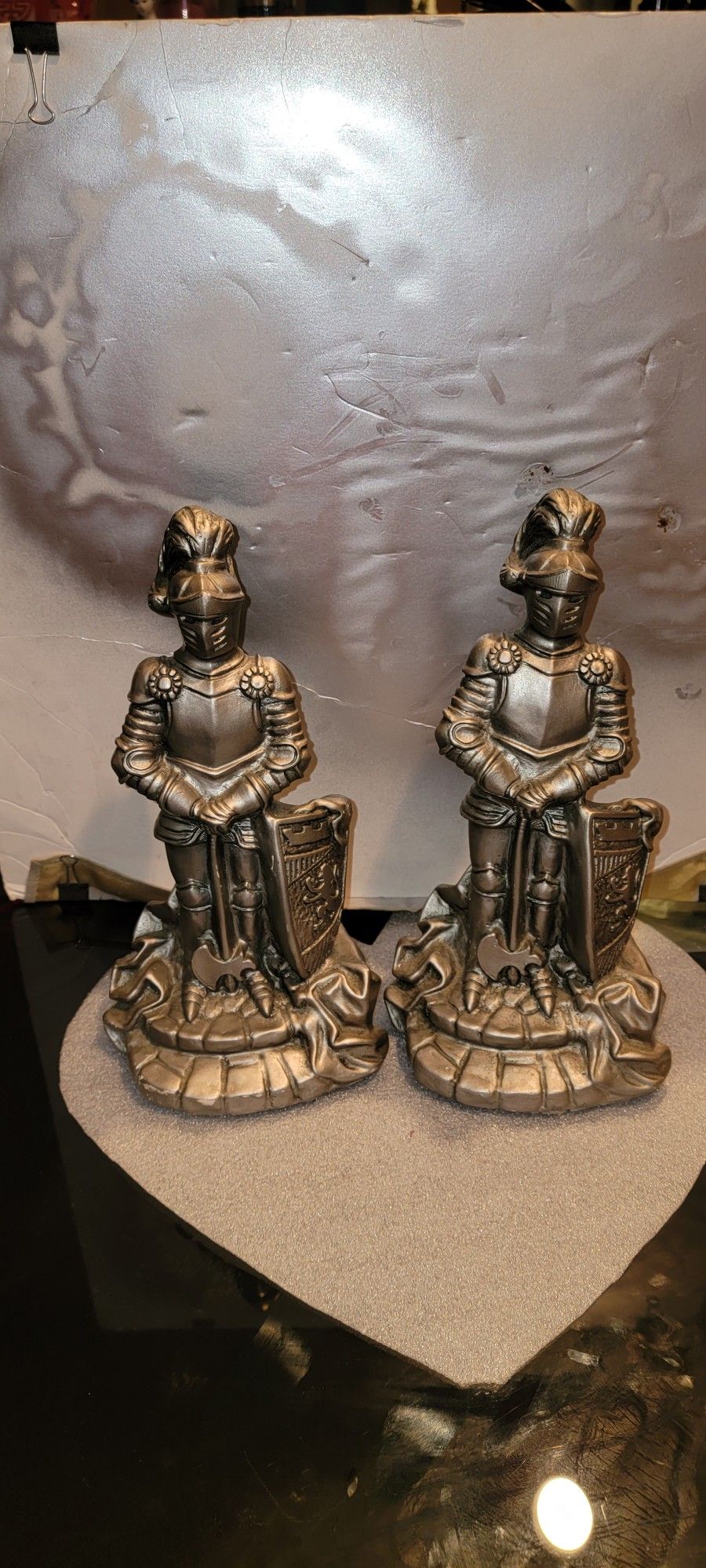 1963 MID-CENTURY ARMORED KNIGHTS STATUE BOOKENDS UNIVERSAL STATUARY CORP 12" TALL 