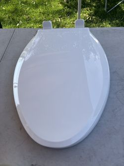 KOHLER Cachet Elongated Antimicrobial, Soft Close Toilet Seat in White