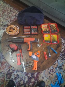 Mixed Hand Tool and Drill Bit Lot