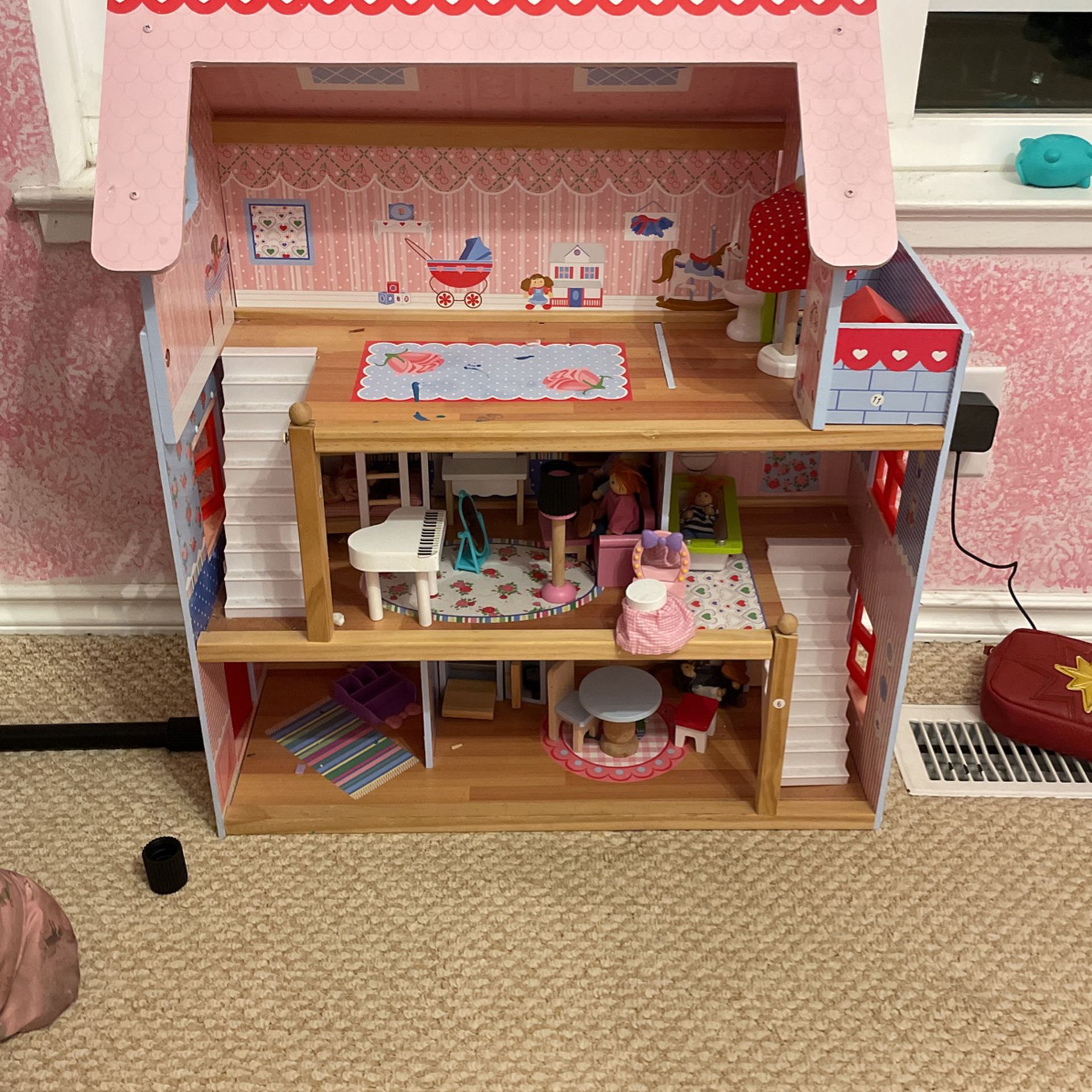 Girls Doll House With Accessories 