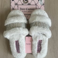 Juicy Couture Slippers