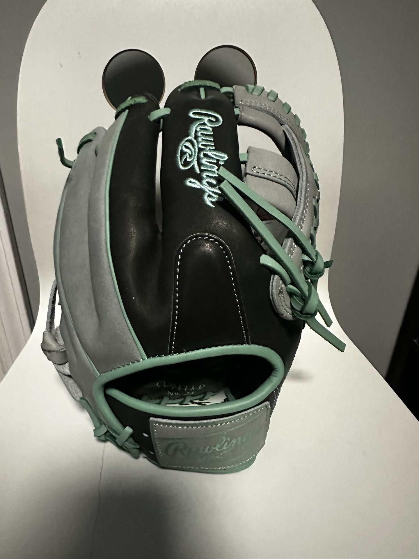 Rawlings 11.5" Heart of the Hide R2G Limited Edition Series Baseball Glove