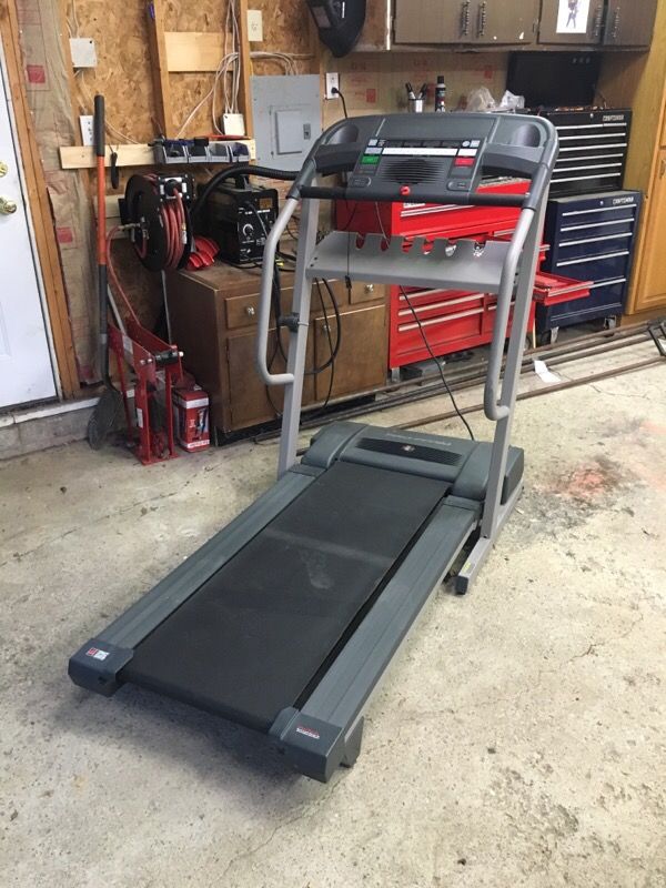 Pro foam 445i treadmill