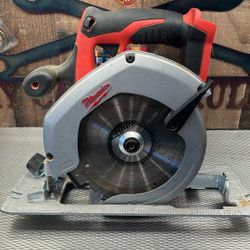 Milwaukee Circular Saw 6 1/2 Inch Cordless