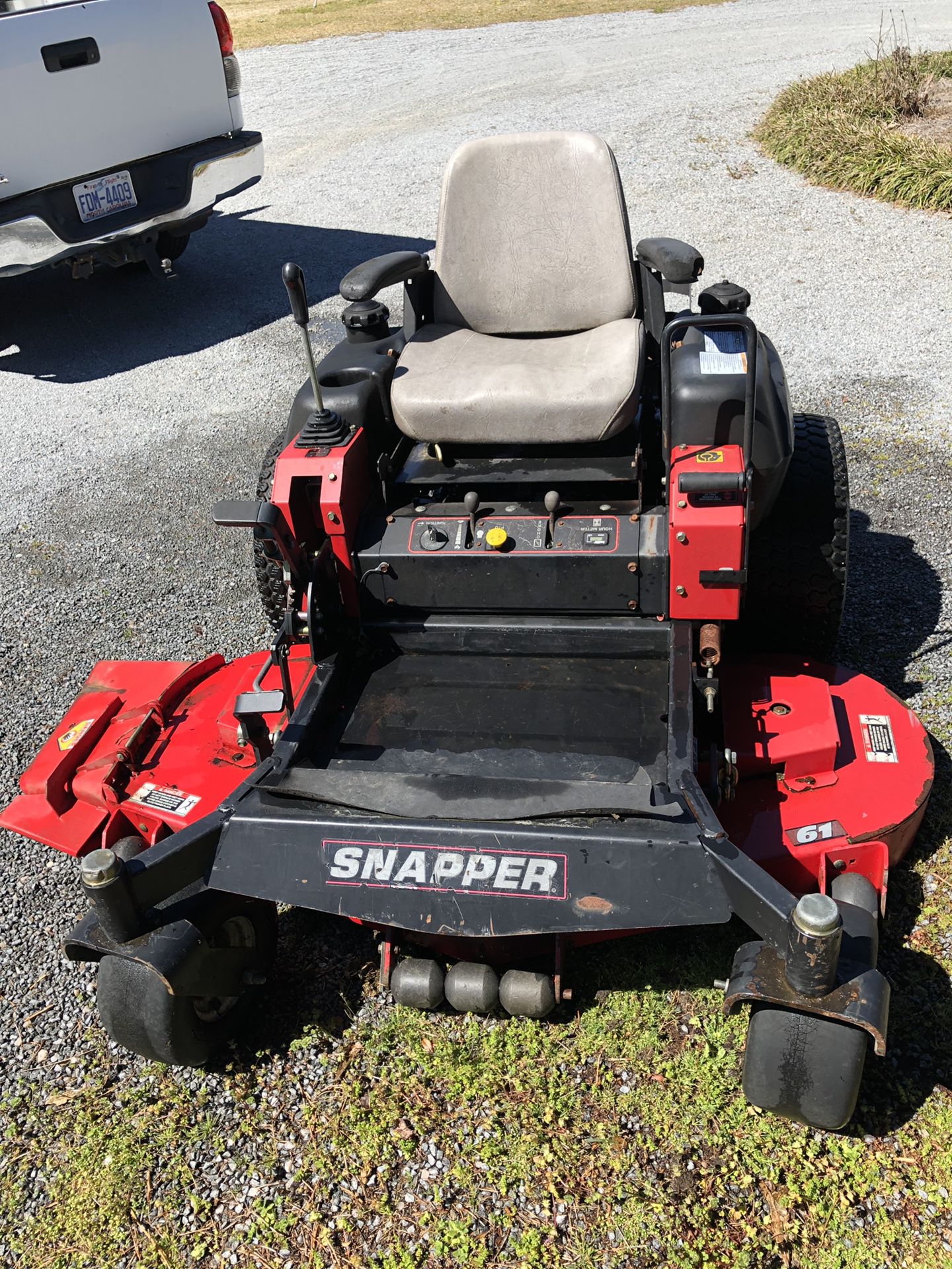 Snapper Riding Lawnmower Zero Turn Joystick. 61” Deck