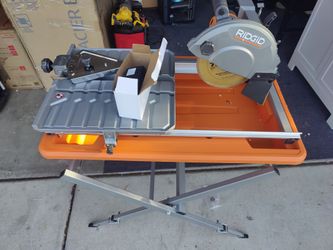 Ridgid 7 " Wet Tile Saw