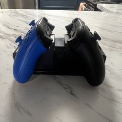 Xbox Series X Controllers And charging Station