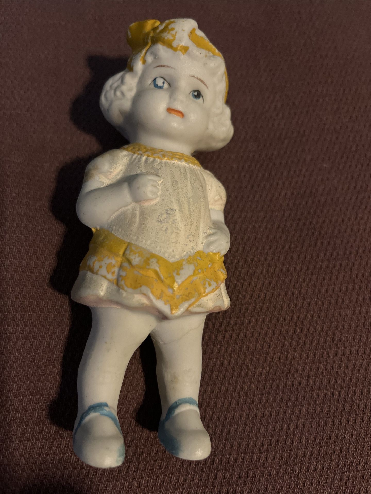 ANTIQUE /made in japan/porcelin fogirine-doll