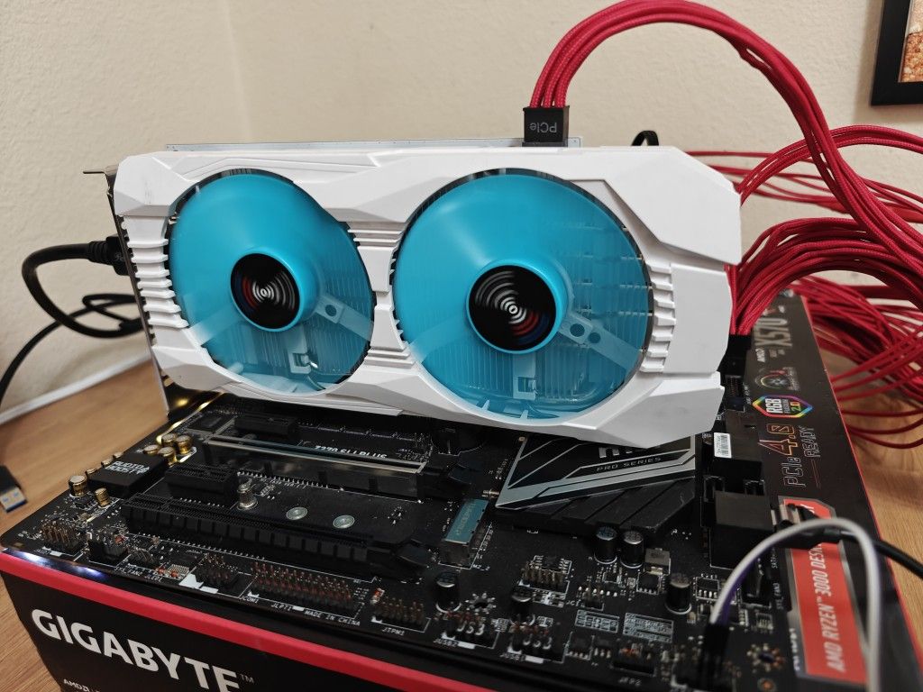 AMD RX 580 8GB GPU Graphics Card For Gaming Computer PC Desktop White