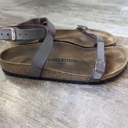 Birkenstock Daloa Sandals - Size 8N