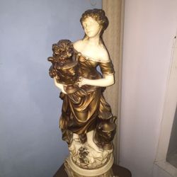 Statue