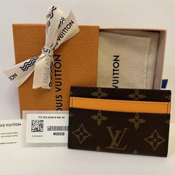 Louis Vuitton Monogram Dual Card Holder