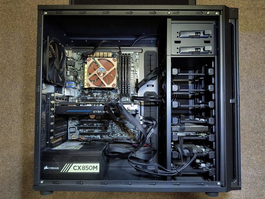 Basic Gaming PC (i7-4790k, GTX 970 SC, 32GB Ram, 500GB+2TB Win 10) Clean, Runs!
