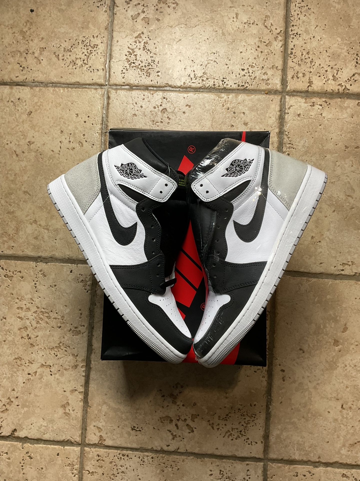 Nike Air Jordan 1 High Bleached Coral Men’s Size 13