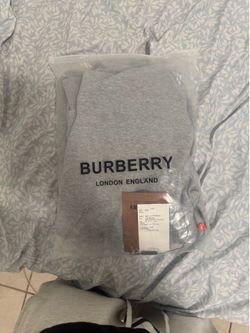 Burberry hoodies size s 110$