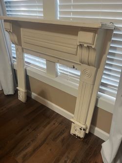 Beautiful vintage fireplace/mantle