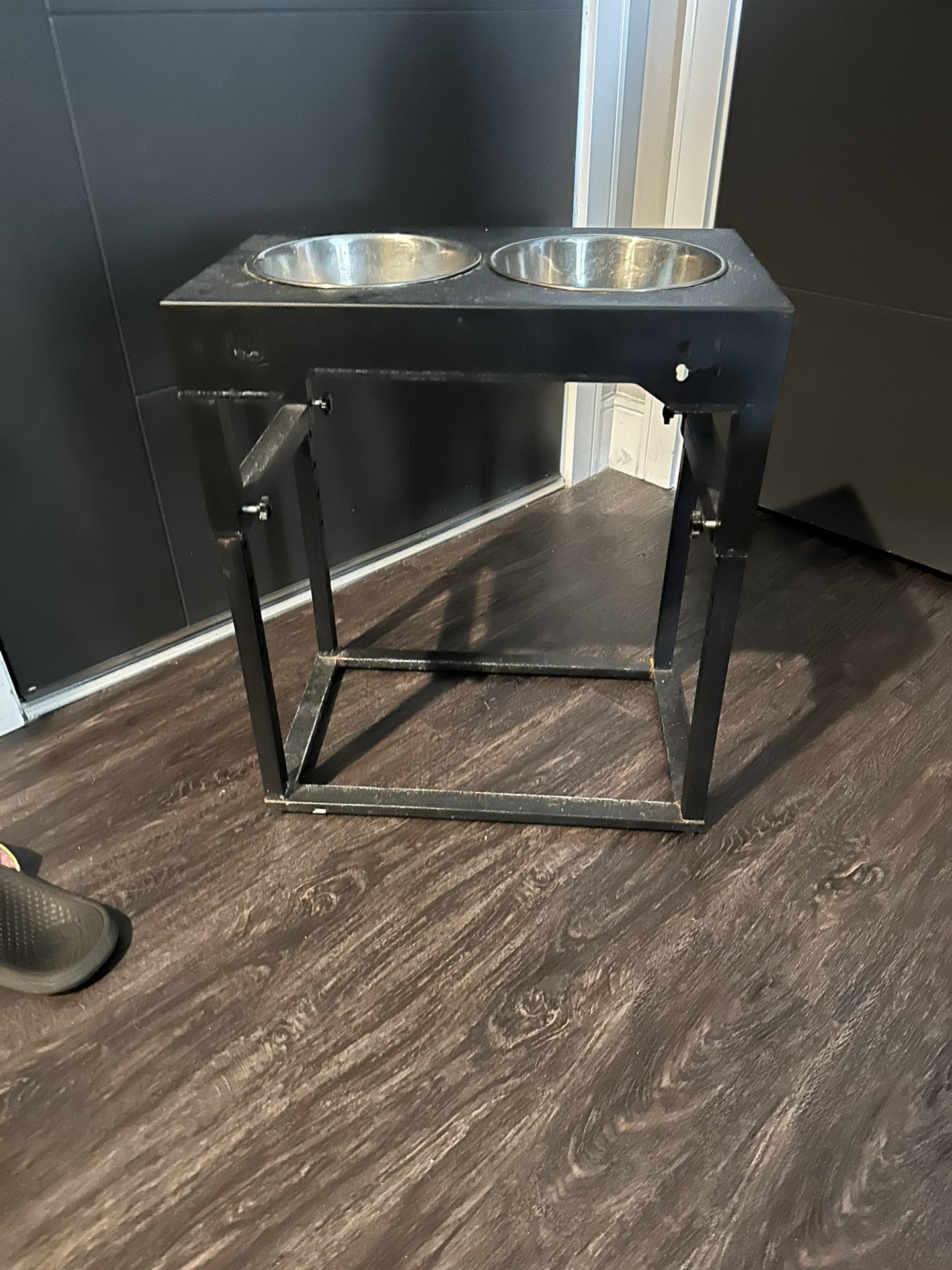 Raised dog Feed/water Bowls