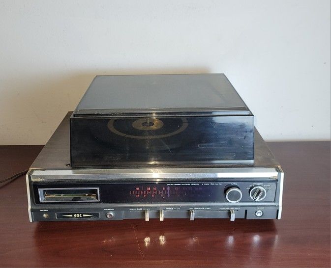 ERC AM/FM 8 Track Tape Player Stereo Multiplex Receiver With Turntable