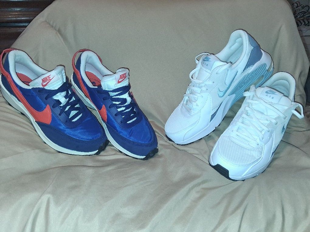 $100 Women's Nike Size 8