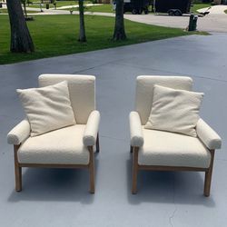 Accent chairs