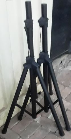 Brand new tripod speaker stands