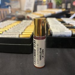 🍦 Vanille Perfume Oil – Warm & Deliciously Sweet Unisex Scent! 🍦 By Top Luxury Oils  ✨ Description: Indulge in the comforting, timeless scent of Van