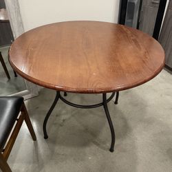 PTG ASAP- Round Table - Wood + metal Legs