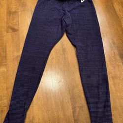 Woman’s Nike Workout Pants Shipping Available 