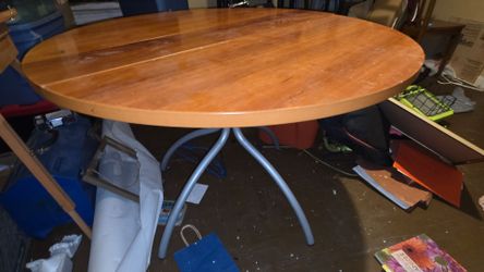 Solid Wood Round Top Table