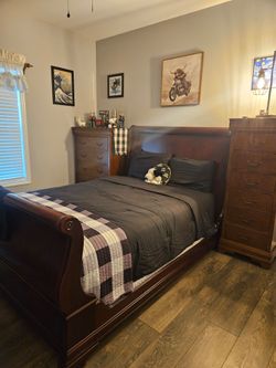 Queen bed frame