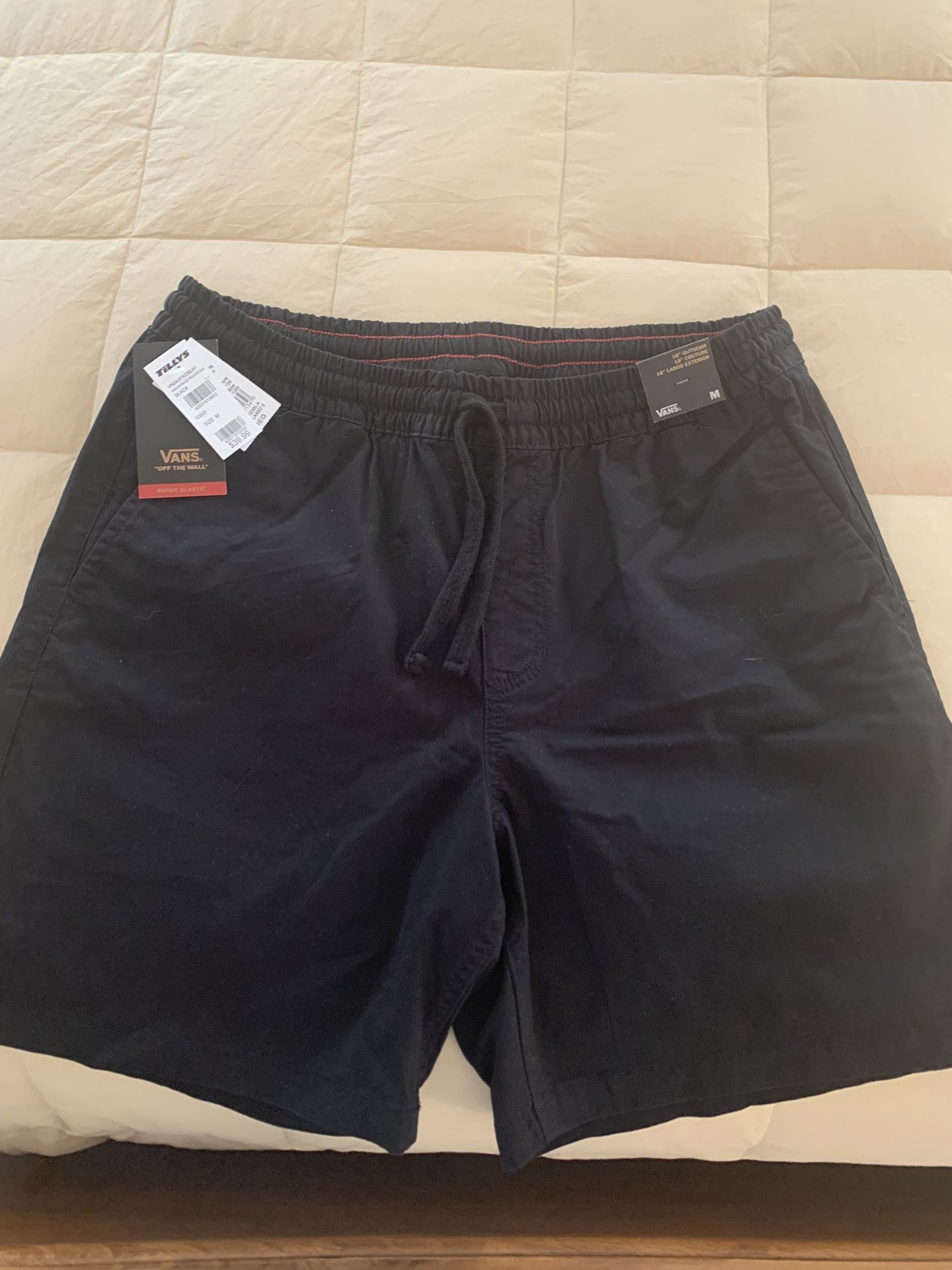 Men's Vans Black Shorts With Pickets Brand New 