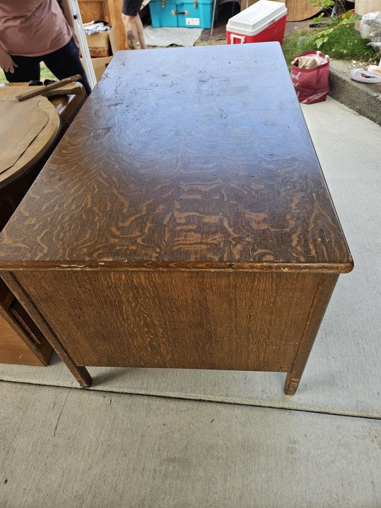 Oak Desk And Chair