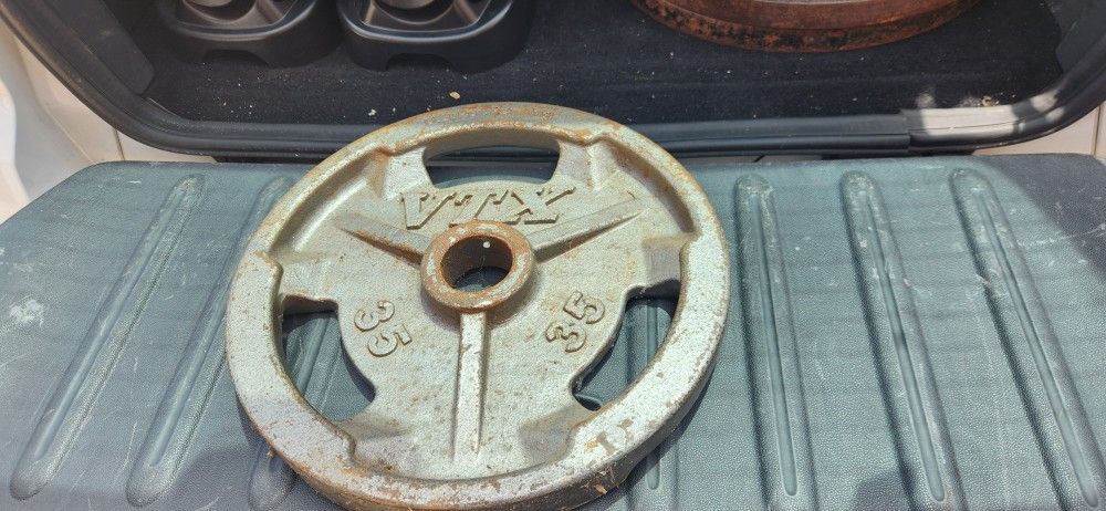 SINGLE VTX 35LB OLYMPIC WEIGHTS PLATE