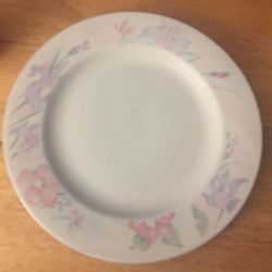 Set Of 4 Prestige CHINA GARDEN 10 1/2" inches