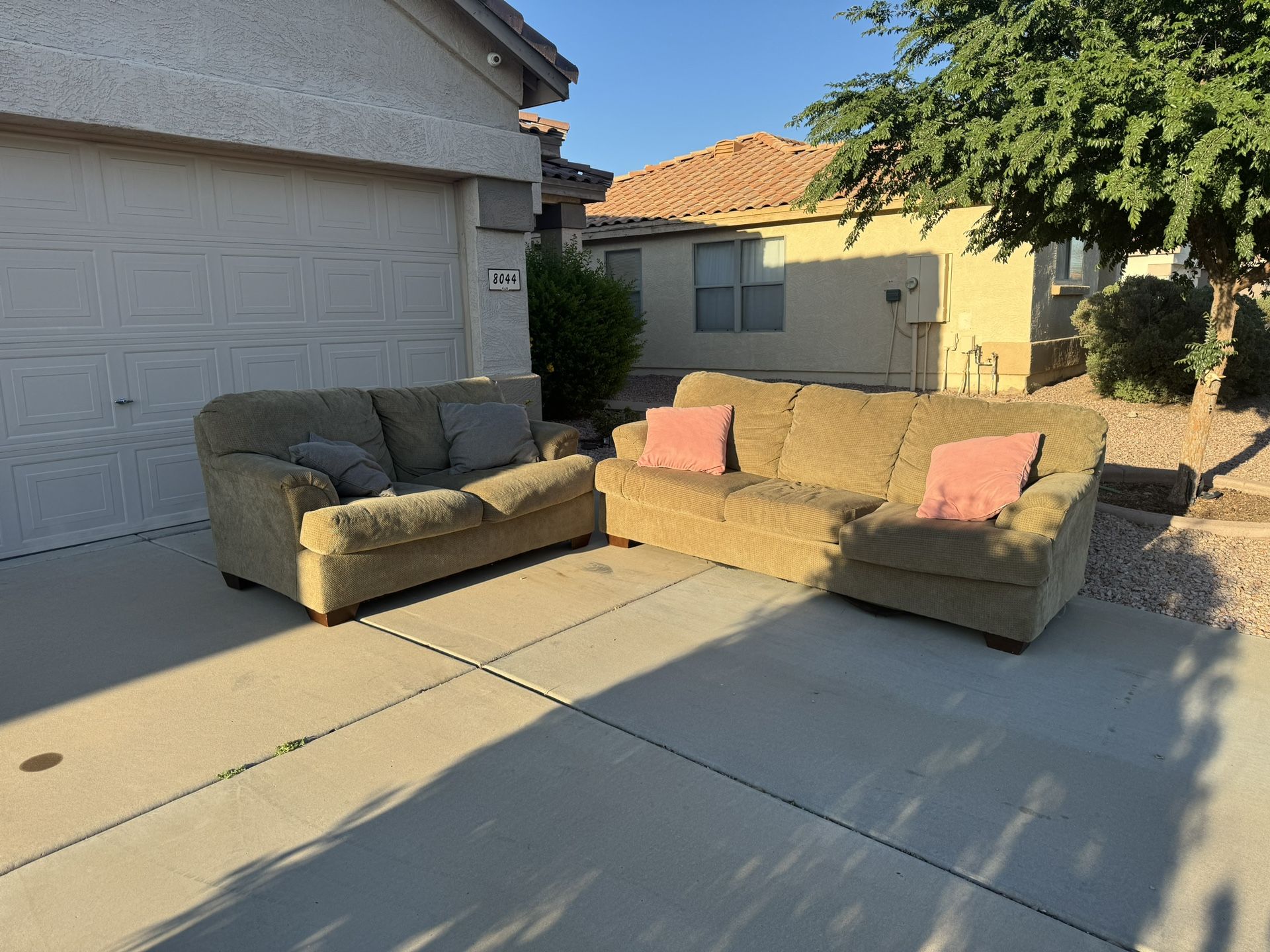 Couches ! for Sale in Peoria, AZ OfferUp