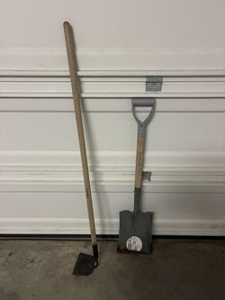 Azadón y pala ($8 x los 2)