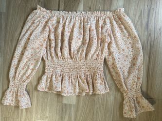 Floral Flowy Top Small