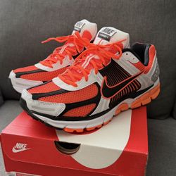 Nike Vomero “Total Orange” Sz 11