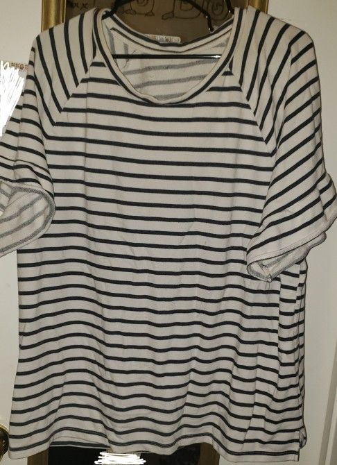 Black & White Stripped Shirt (Plus Size)