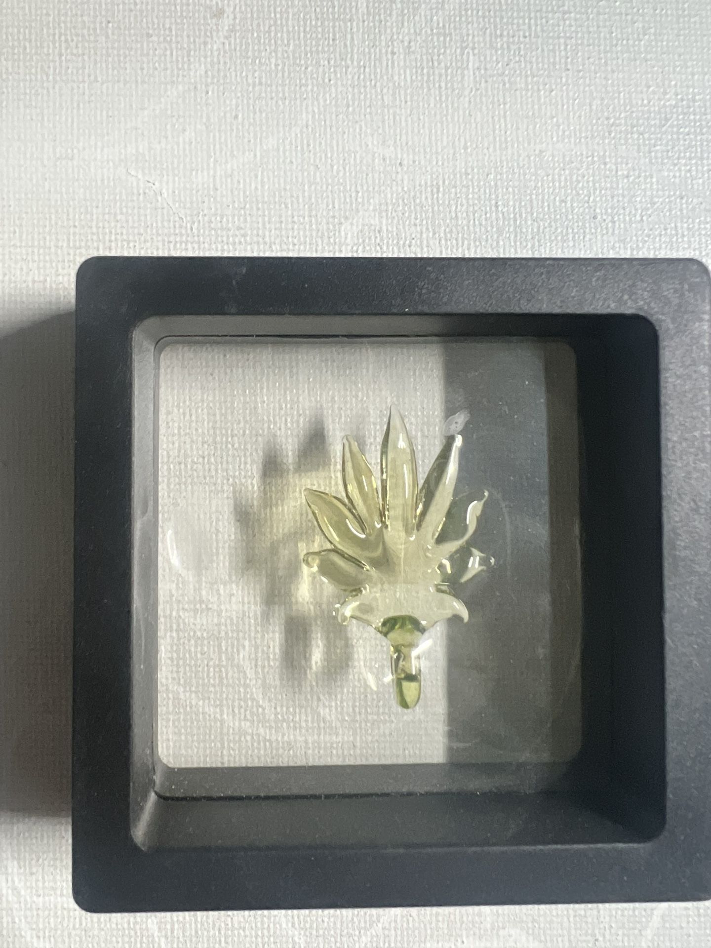 Jebb Leaf Pendant