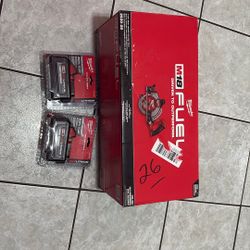 Milwaukee 7 1/4 Rear Handle Circular Saw  With 2 Batteries 