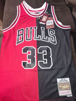 Mitchell & Ness Scottie Pippen Bulls Split Jersey