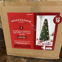 ALBERTA SPRUCE Christmas Tree H9’ft and W5ft, 500 warm lights