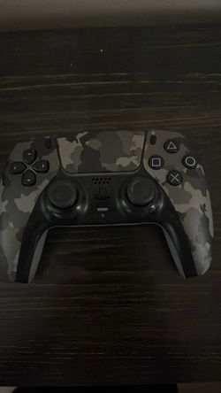 PS5 camo controller trade