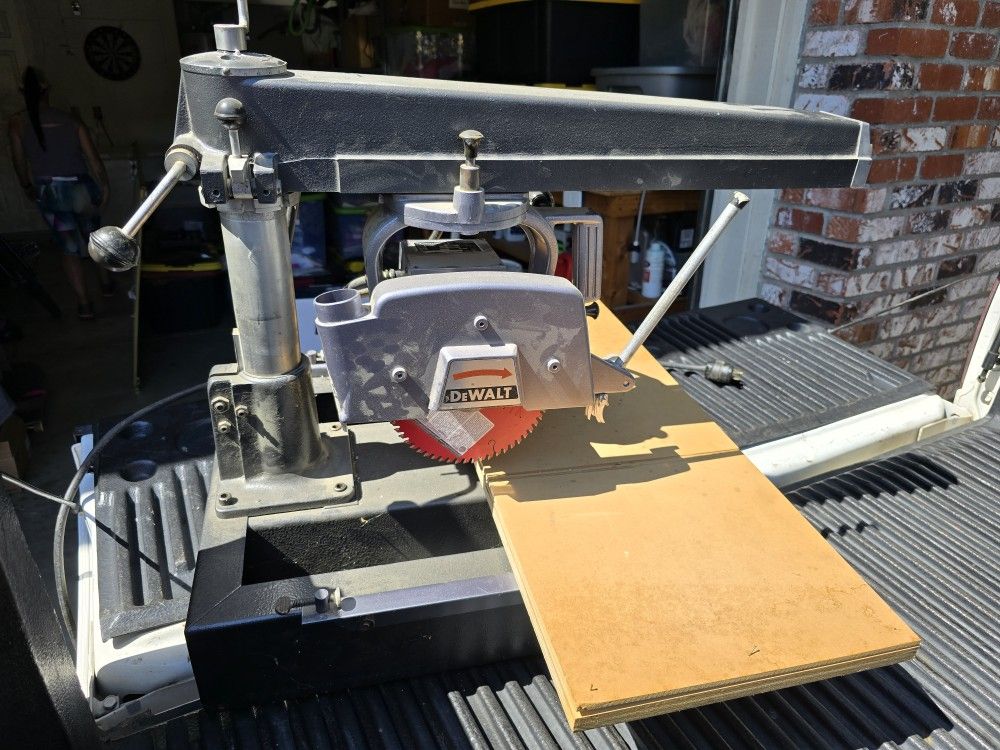 1959-60 Vintage DeWalt Radial Arm Saw