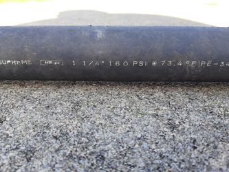 1 1/4in 160 psi Poly Pipe -about 50 Feet
