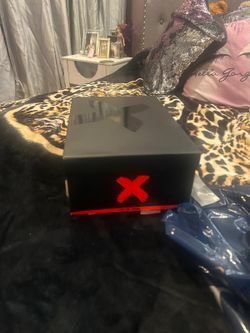 Jordan 1 low banned 8.5