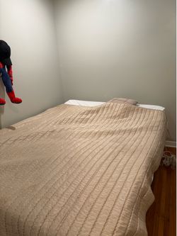 Queen bed