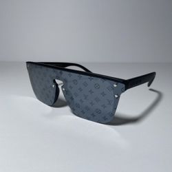 Louis Vuitton Sunglasses - Black