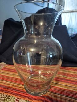 Clear GLASS Flared  rim vase